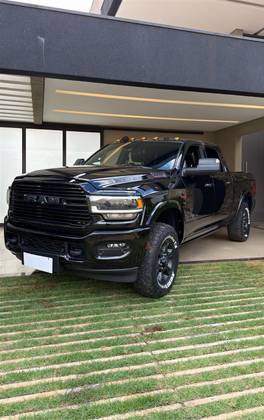 RAM 3500 6.7 I6 TURBO DIESEL LARAMIE NIGHT EDITION CD 4X4 AUTOMÁTICO RAM 3500 6.7 I6 TURBO DIESEL LARAMIE NIGHT EDITION CD 4X4 AUTOMÁTICO
